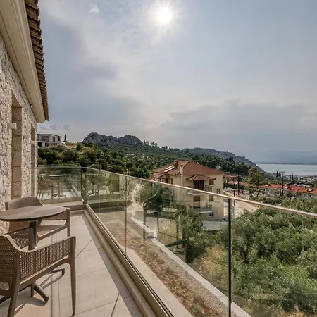 Palelia Living In The Olive Garden Hotel Nauplion