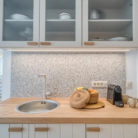 Palelia Living In The Olive Garden Nauplion