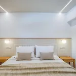 Hotell Palelia Living In The Olive Garden