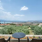 Hotell Palelia Living In The Olive Garden *