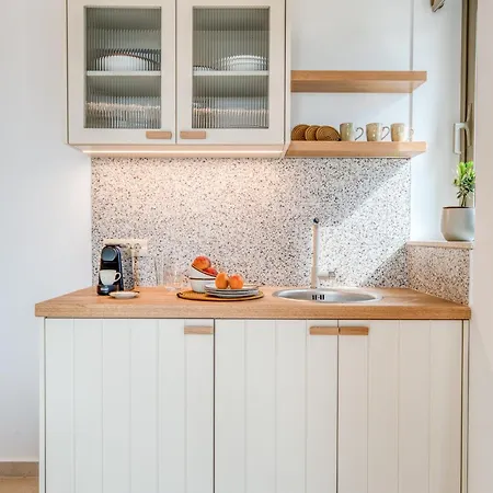 Palelia Living In The Olive Garden Hotel Nauplie