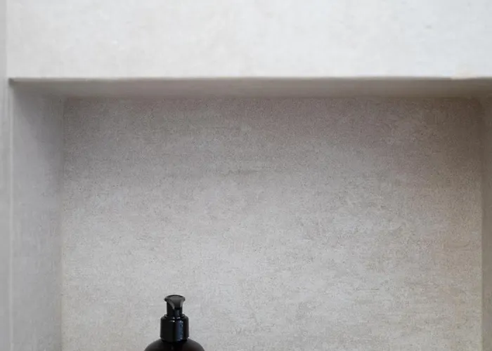 Palelia Living In The Olive Garden 호텔