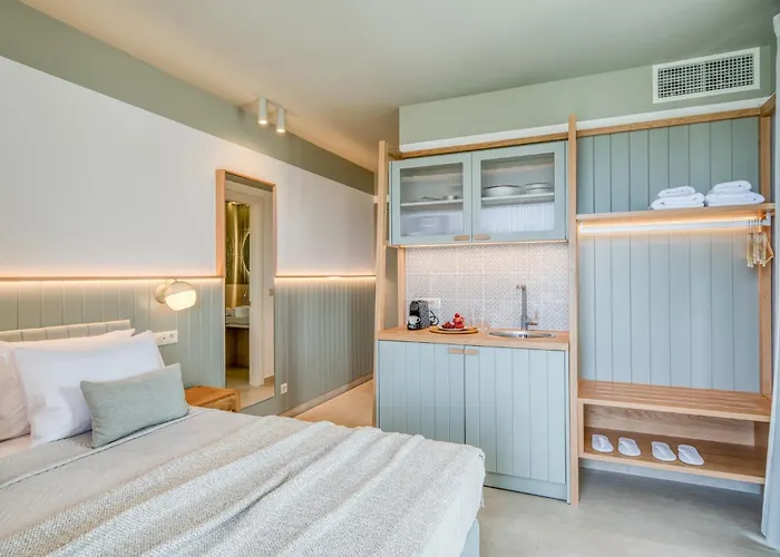 Palelia Living In The Olive Garden 나플리오