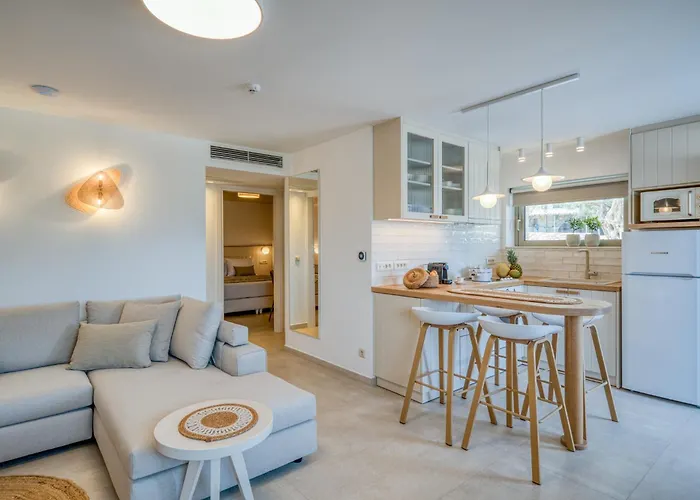 Palelia Living In The Olive Garden * 나플리오